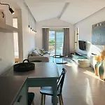 Apartment Aura